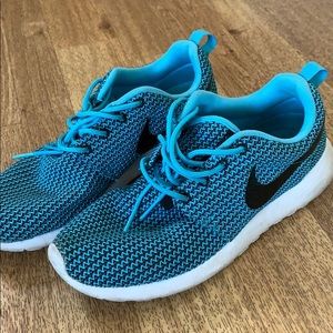 Women’s Nike Rosche